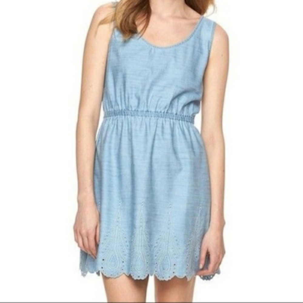 Lauren Conrad dress